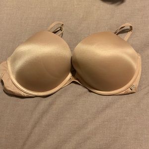 Victoria’s Secret Very Sexy Push up bra